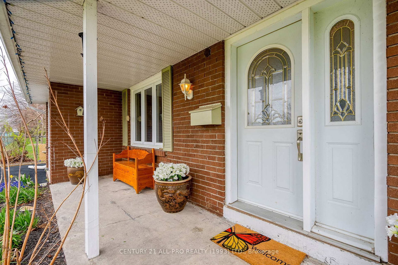 Listing Image 7