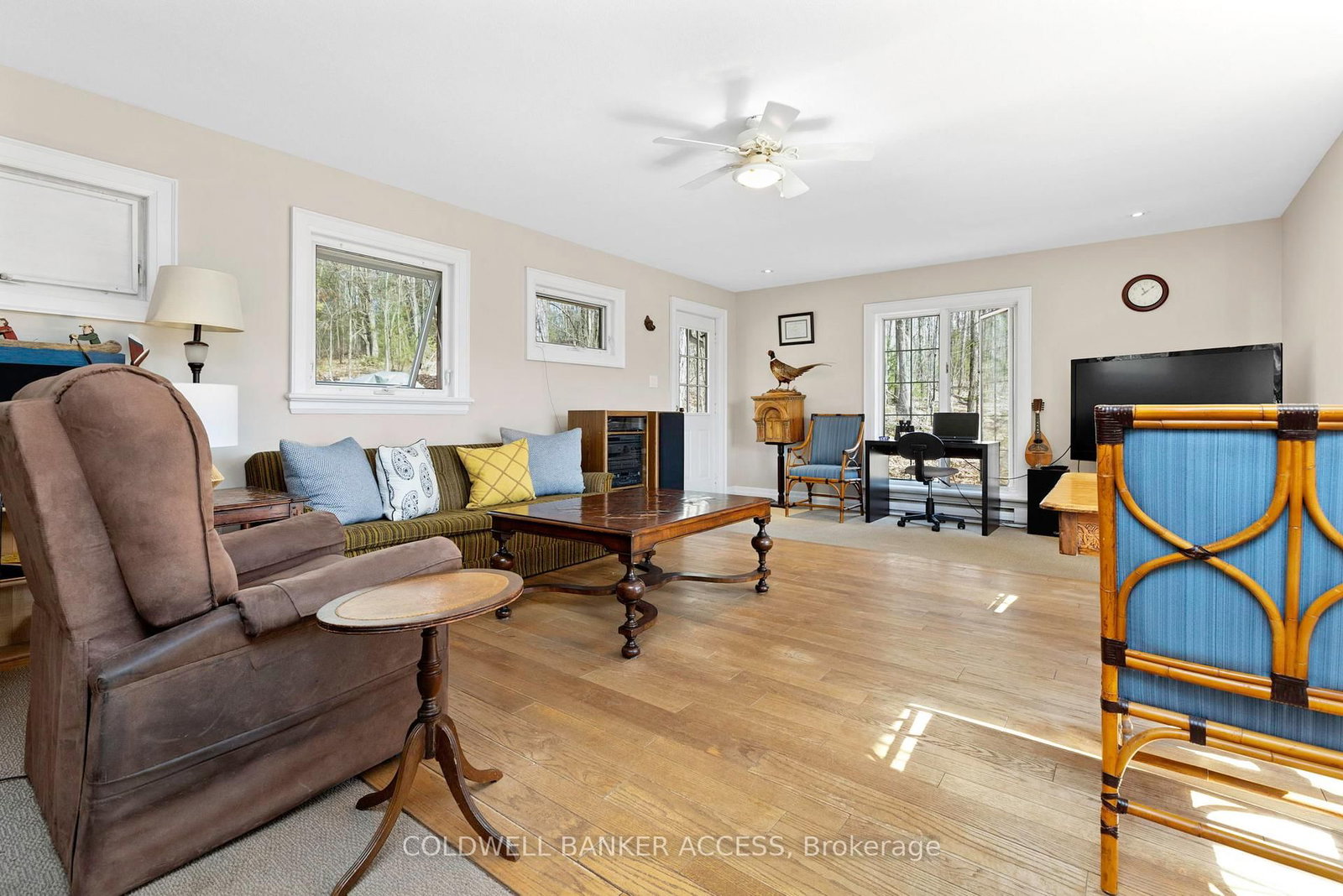 Listing Image 22