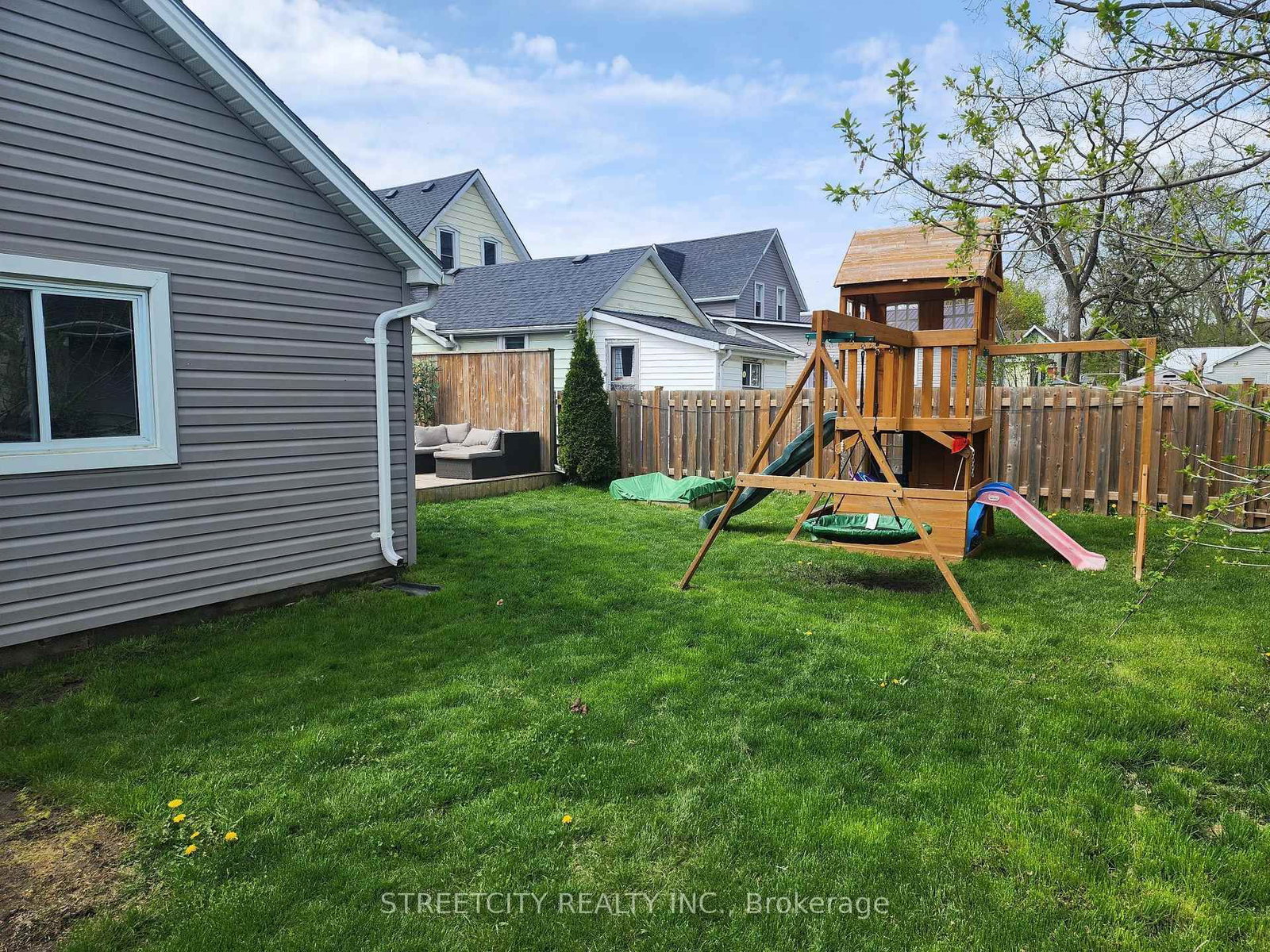 Listing Image 27