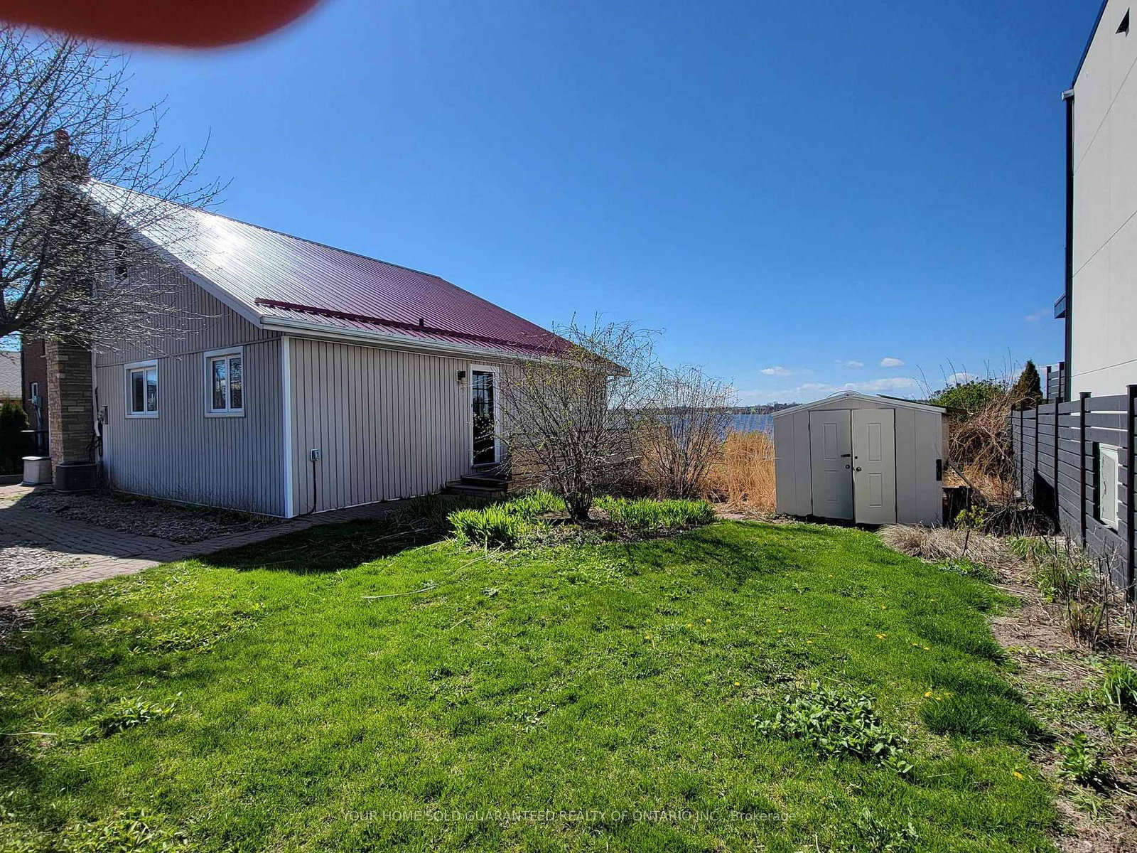 Listing Image 7