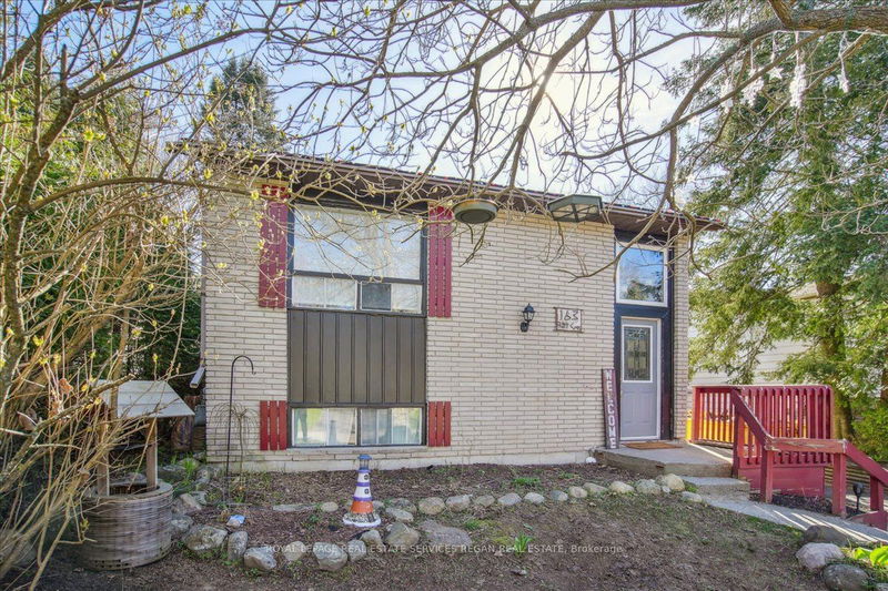 home for sale on 163 Pratt Crescent