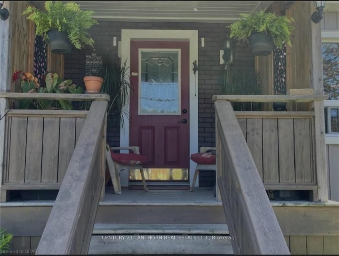 Listing Image 3