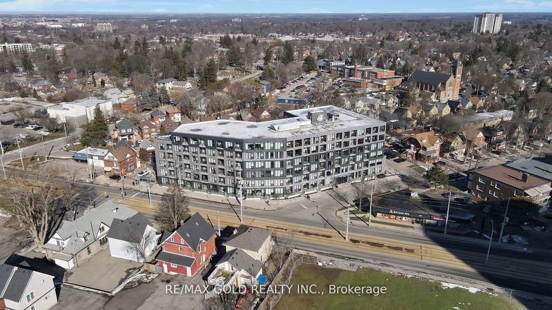 home for sale on 307-690 King Street