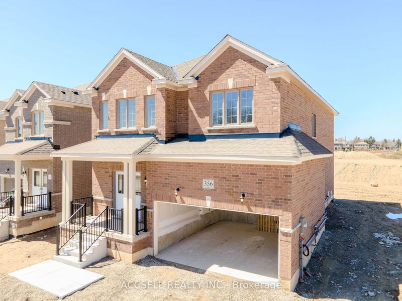 home for lease on 356 Russell Street