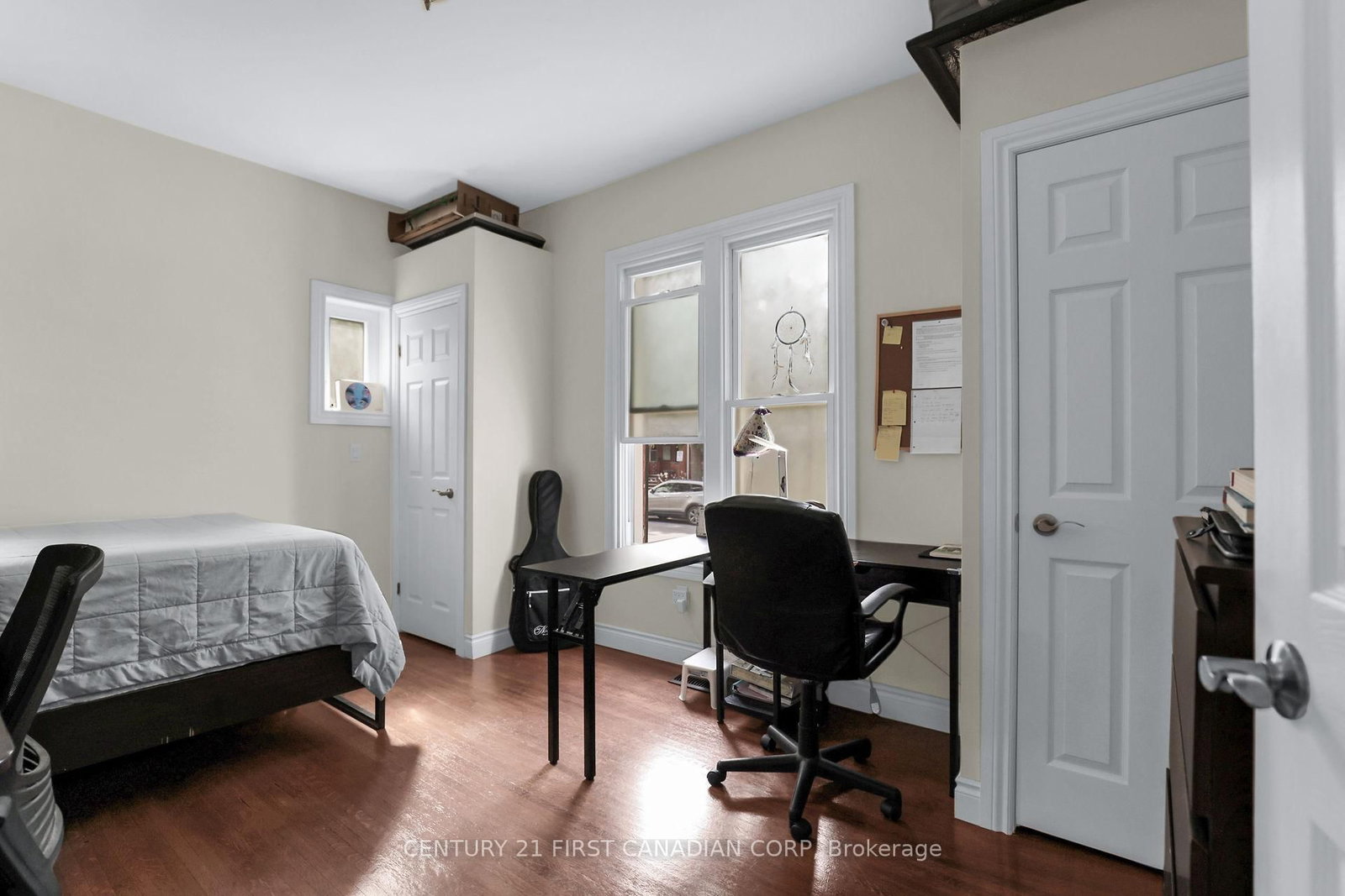 Listing Image 20