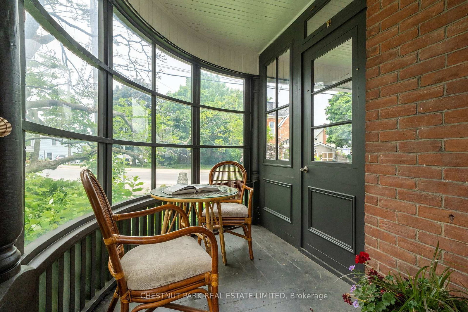 Listing Image 7