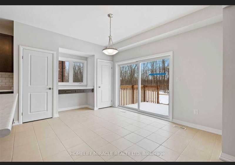 9302 White Oak Ave, Niagara Falls, L2G 0E9 | Image 3