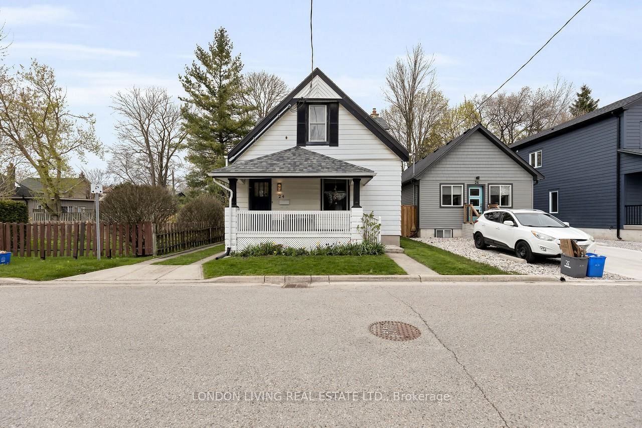 Listing Image 4