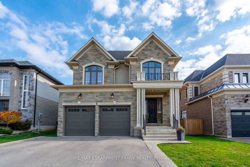 home for sale on 61 Aquasanta Crescent