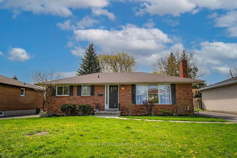 home for sale on 19 Maple Crescent