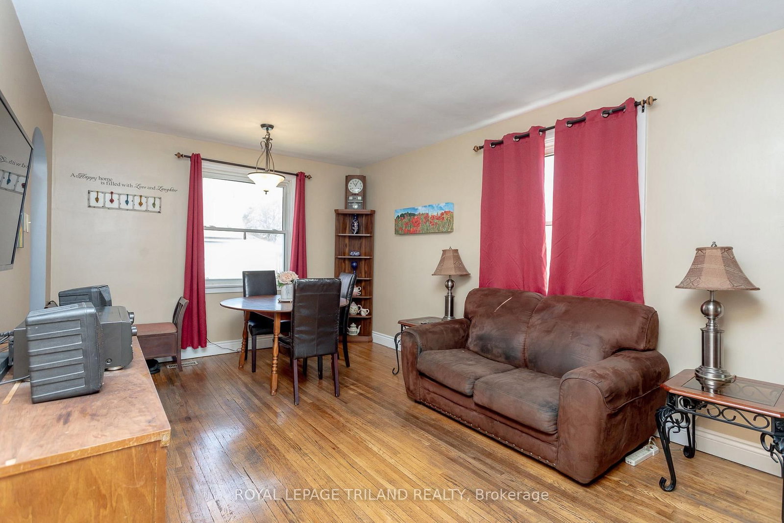 Listing Image 7