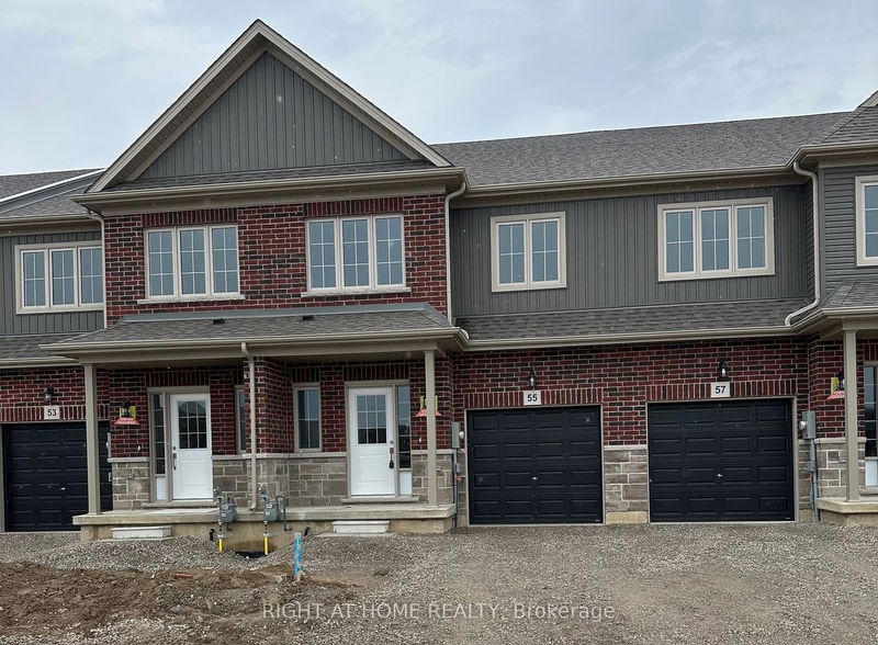 home for lease on 55 Lloyd Davies Way