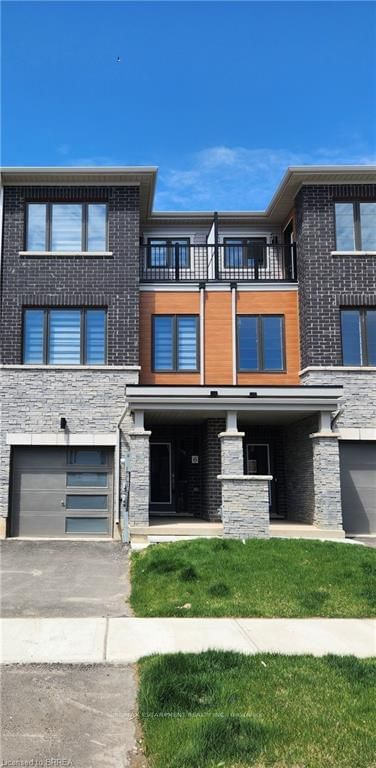 home for lease on 6 Baskett Street