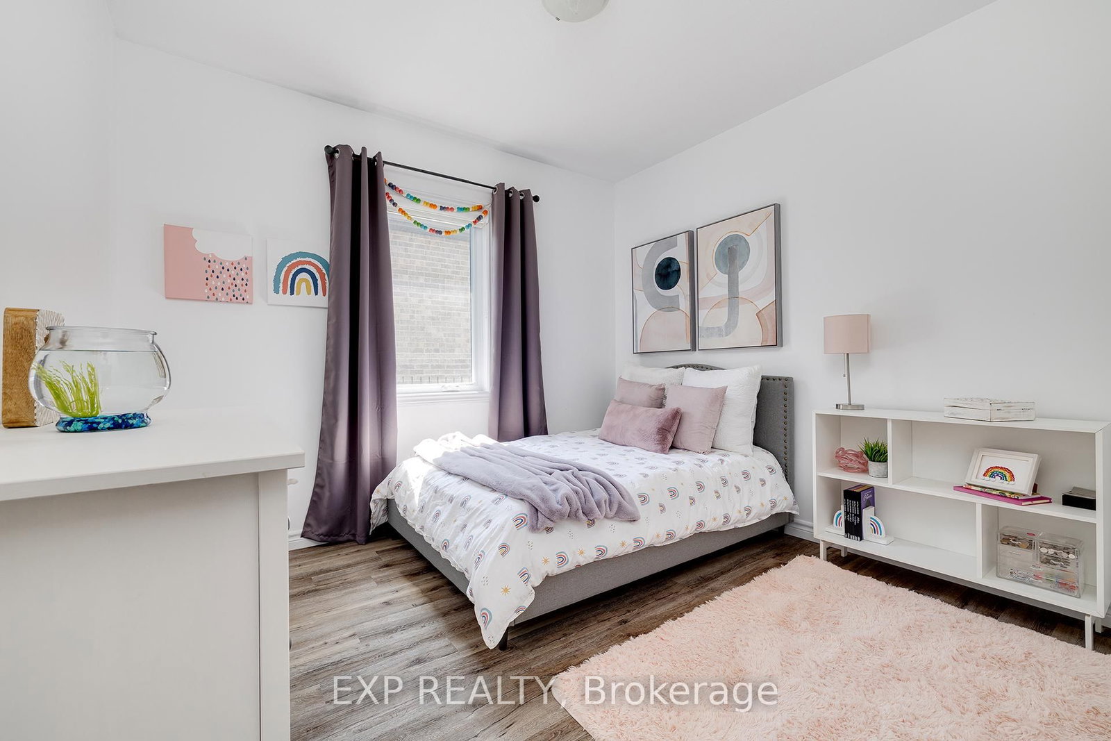 Listing Image 22