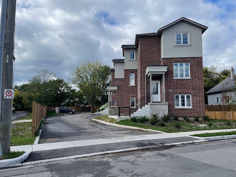 home for lease on 3-17 East Street