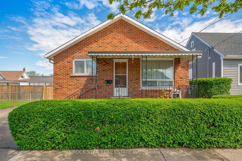 home for sale on 8 Cunningham Street