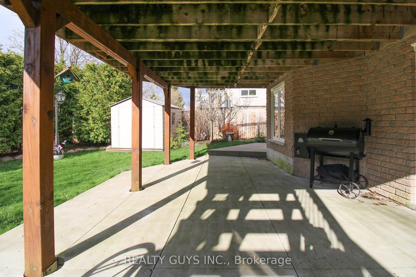 Listing Image 7
