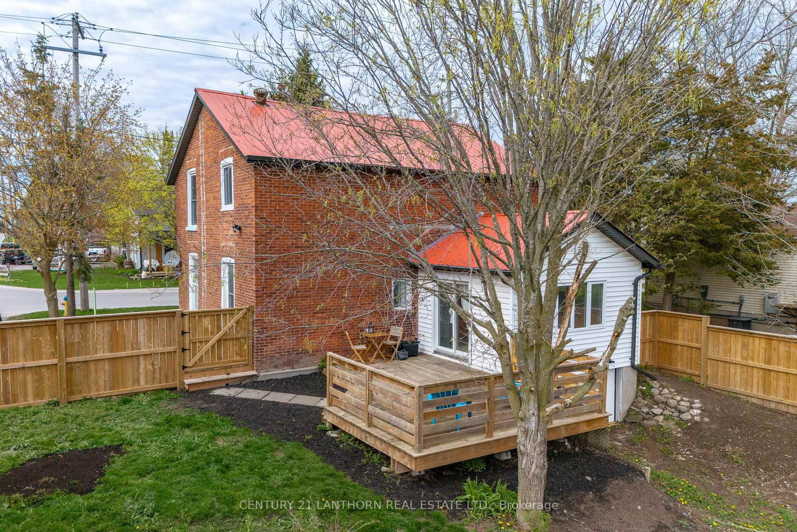 Listing Image 6