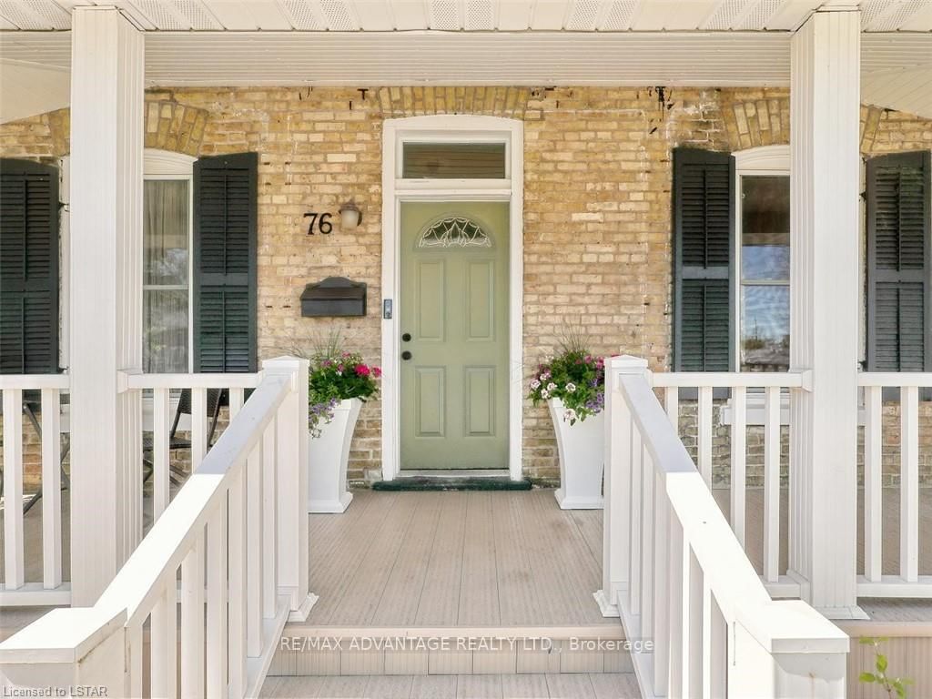 Listing Image 3