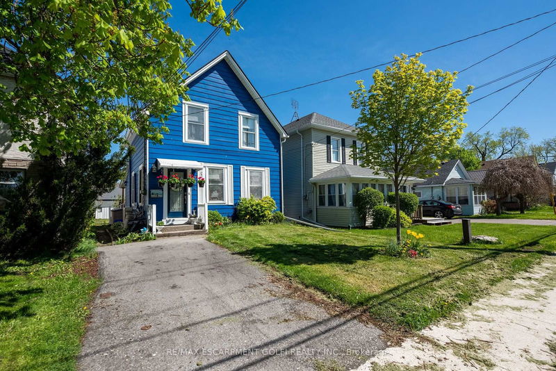 home for sale on 274 Phipps Street