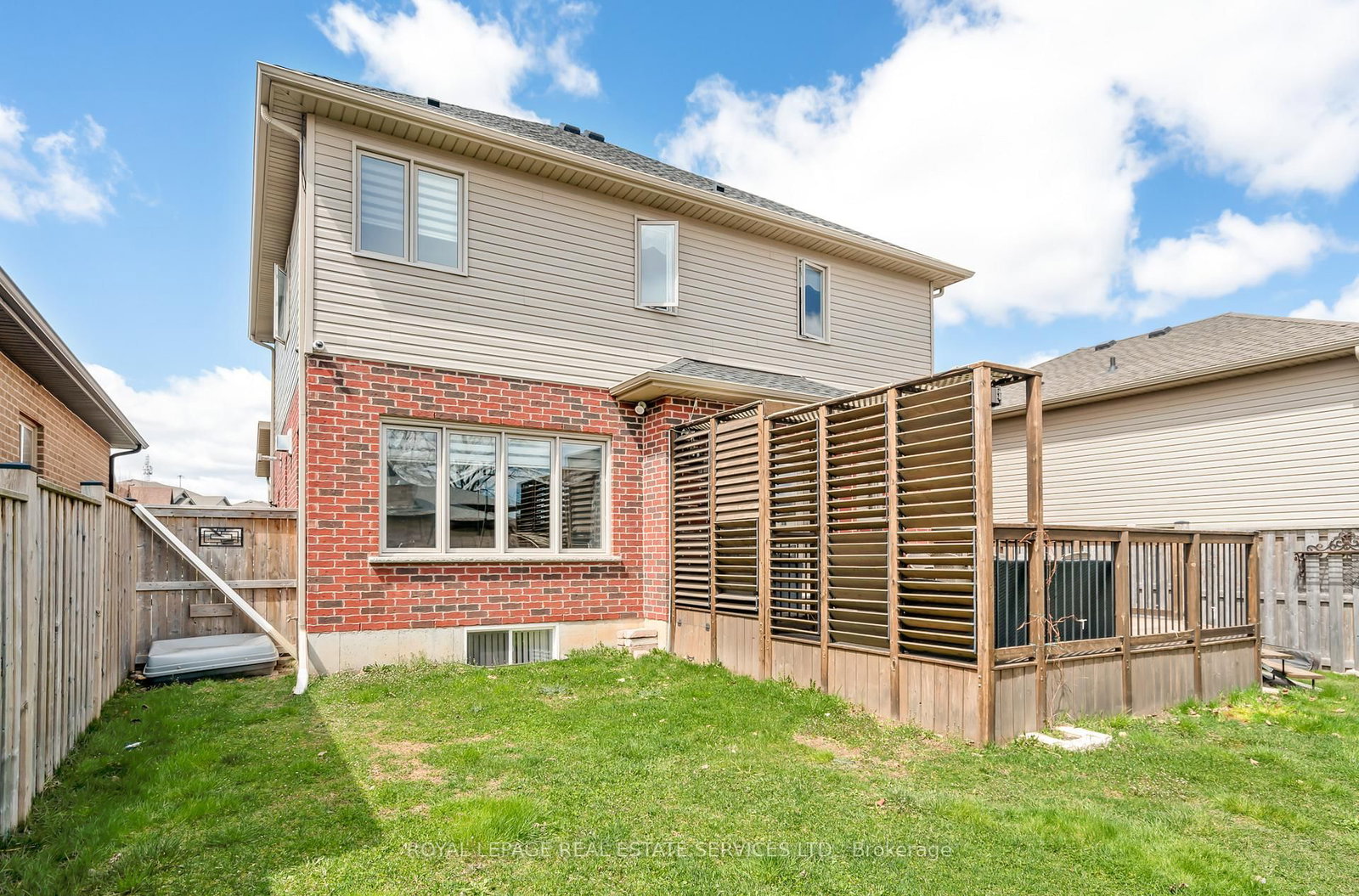 Listing Image 7