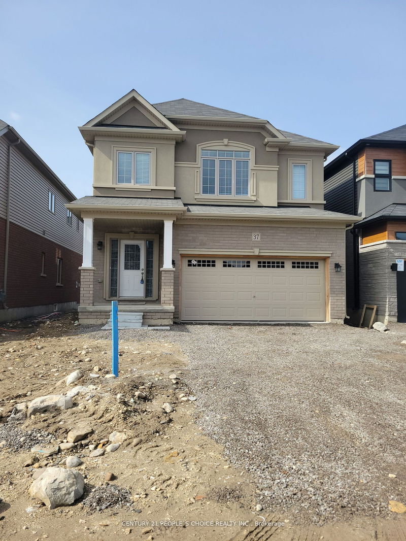 home for lease on 37 Wakeling Drive