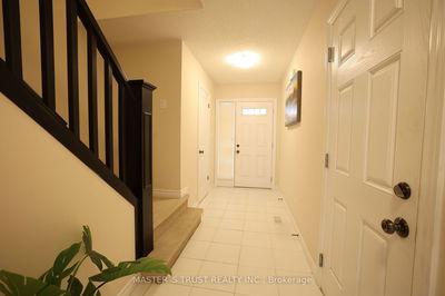 Unit 31 — 167 Arkell Rd, Guelph - Pine Ridge image-0-3