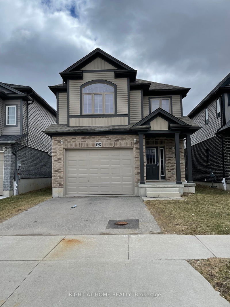home for lease on 229 Tall Grass Crescent