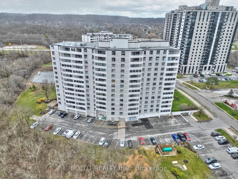 1204 - 15 Towering Heights Blvd, St. Catharines, L2T 3G7 | Image 2