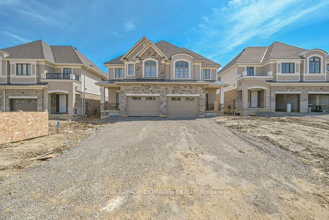 home for sale on 103 Aquasanta Crescent