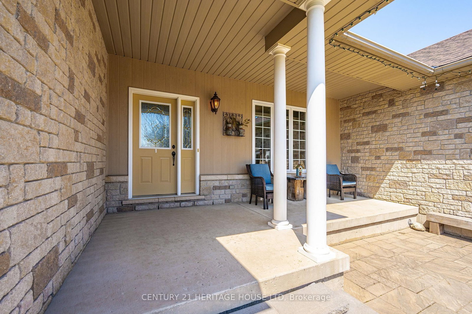 Listing Image 3