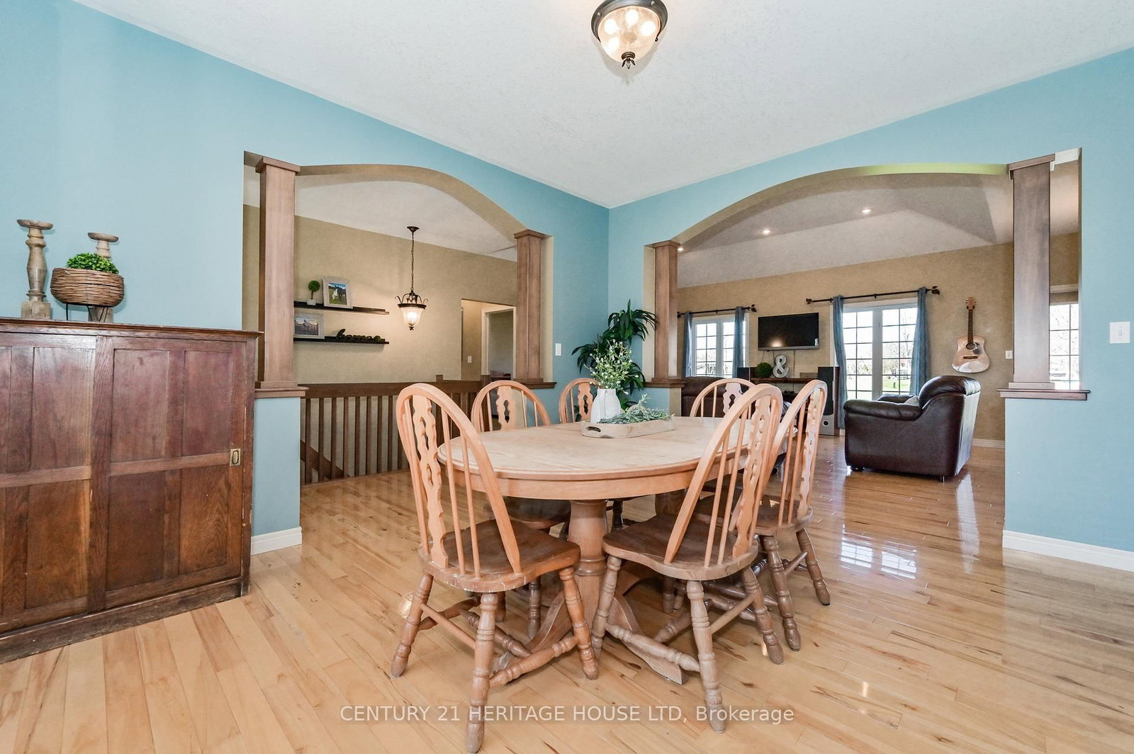 Listing Image 7