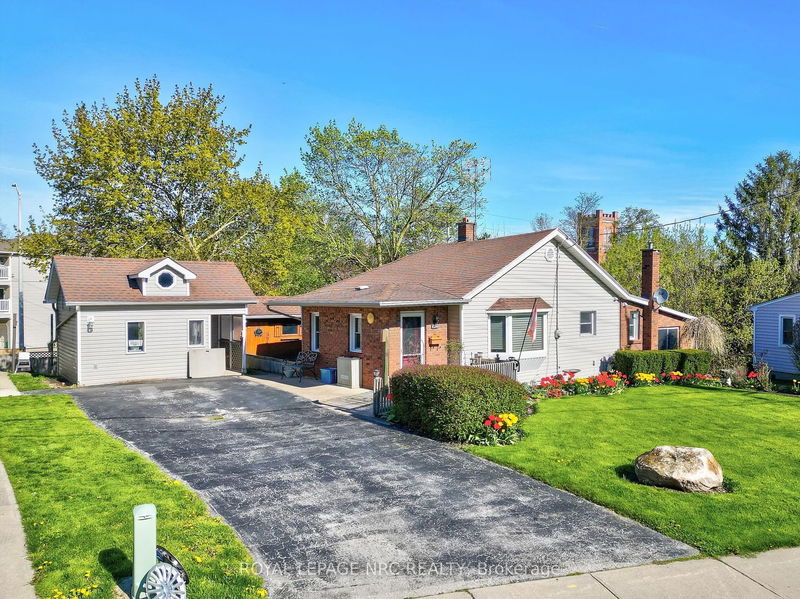 home for sale on 4244 Hixon Street