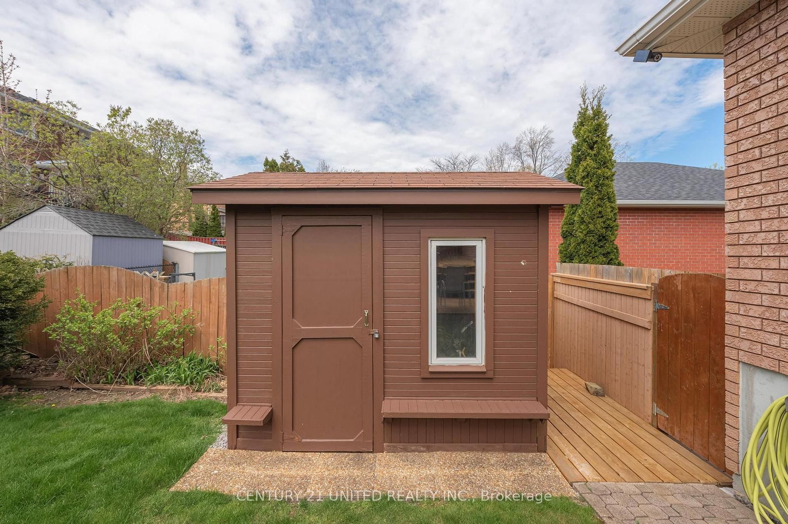 Listing Image 5
