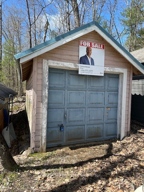 1 Island • Gravenhurst, ON photo 25