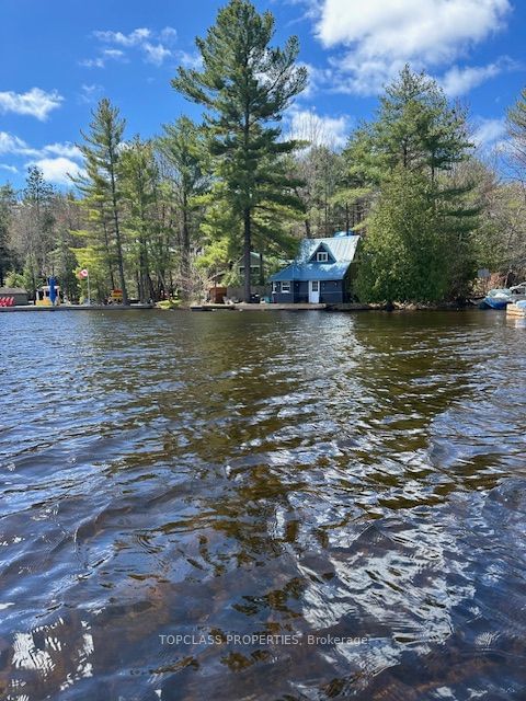 1 Island • Gravenhurst, ON photo 27