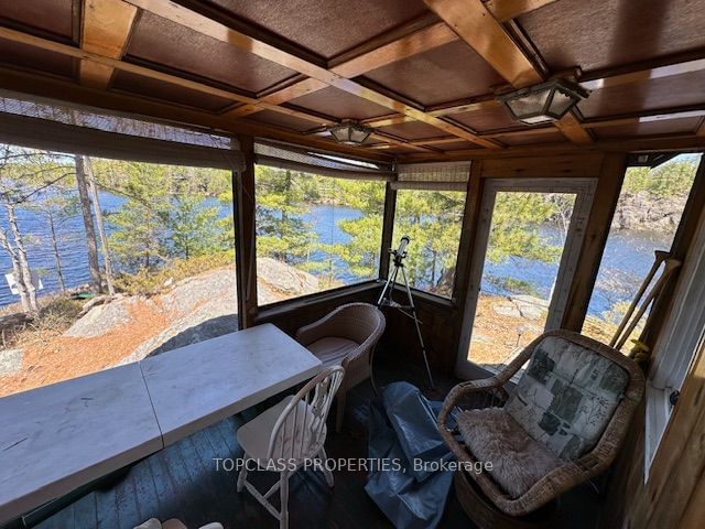 1 Island • Gravenhurst, ON photo 8