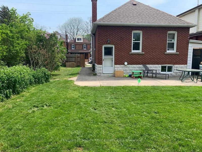 59 Longwood Rd N, Hamilton, L8S 3V2 | Image 3