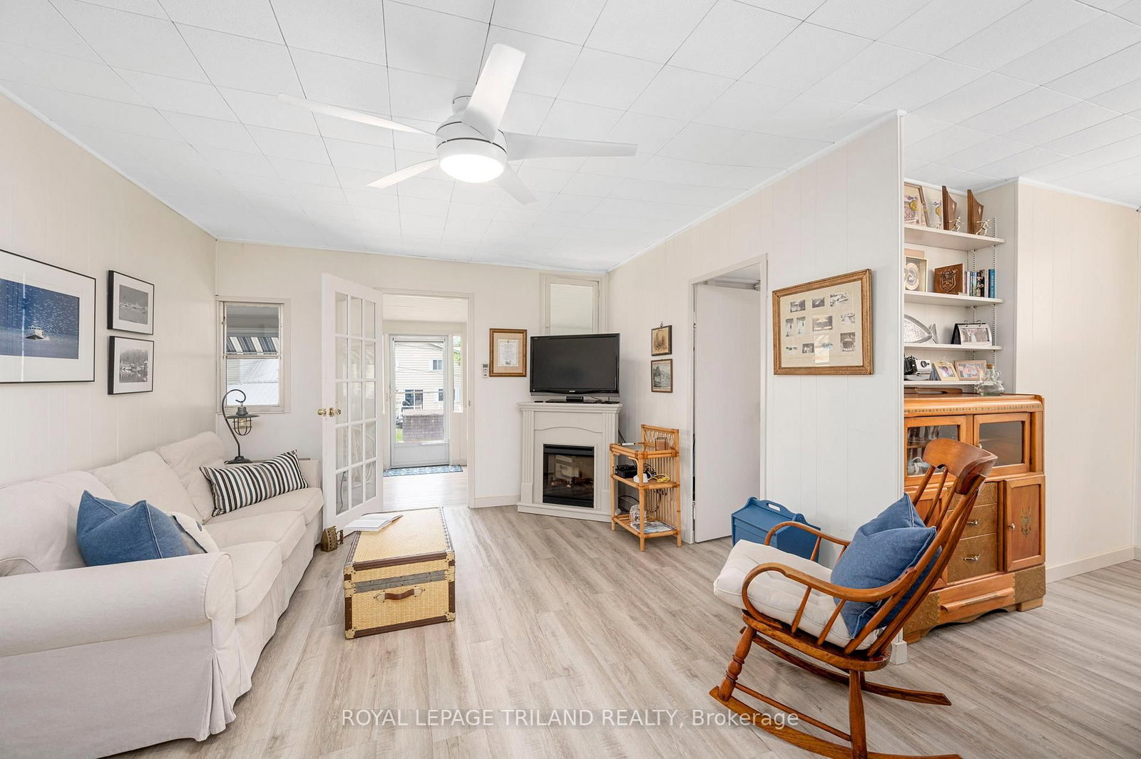 Listing Image 7