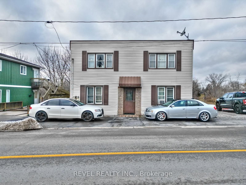 42 Riverside Dr, Welland, L3C 5E2 | Image 3