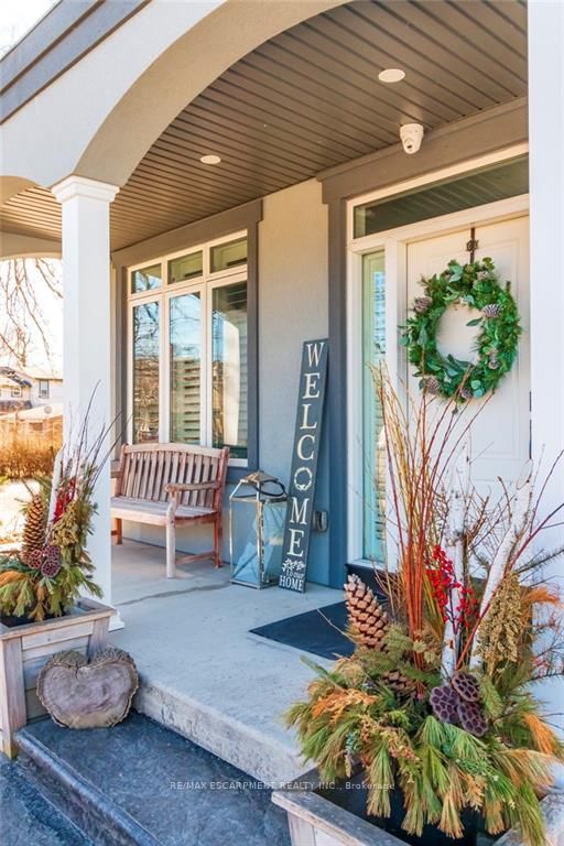 958 Beach Blvd, Hamilton, L8H 6Z4 | Image 3