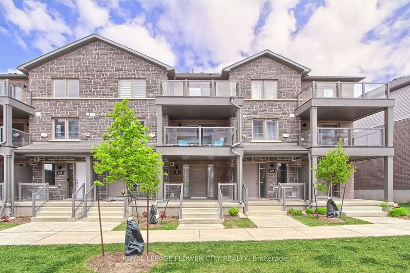 home for sale on 221 West Oak Trail