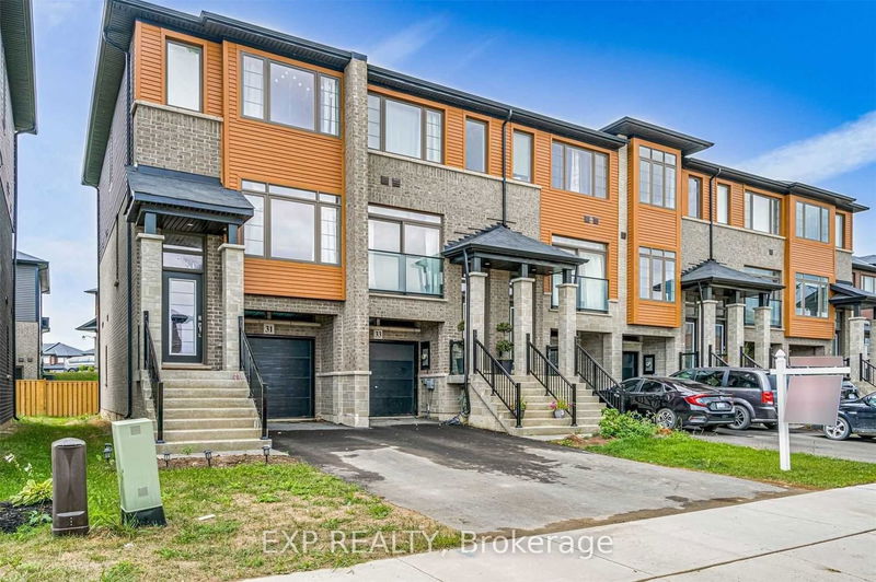 home for lease on 33 Soho Street