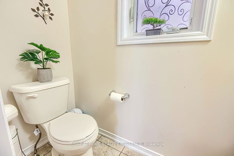 121 Esther Cres  Thorold, L3B 0H1 | Image 21