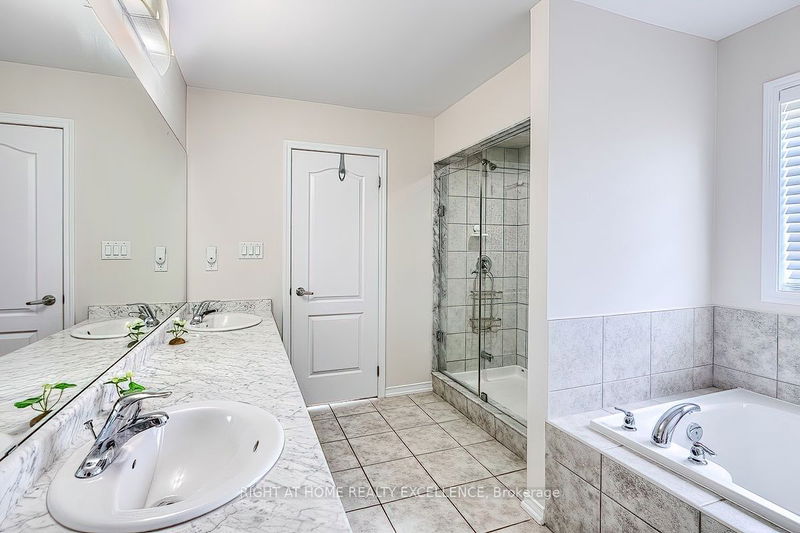 121 Esther Cres  Thorold, L3B 0H1 | Image 30