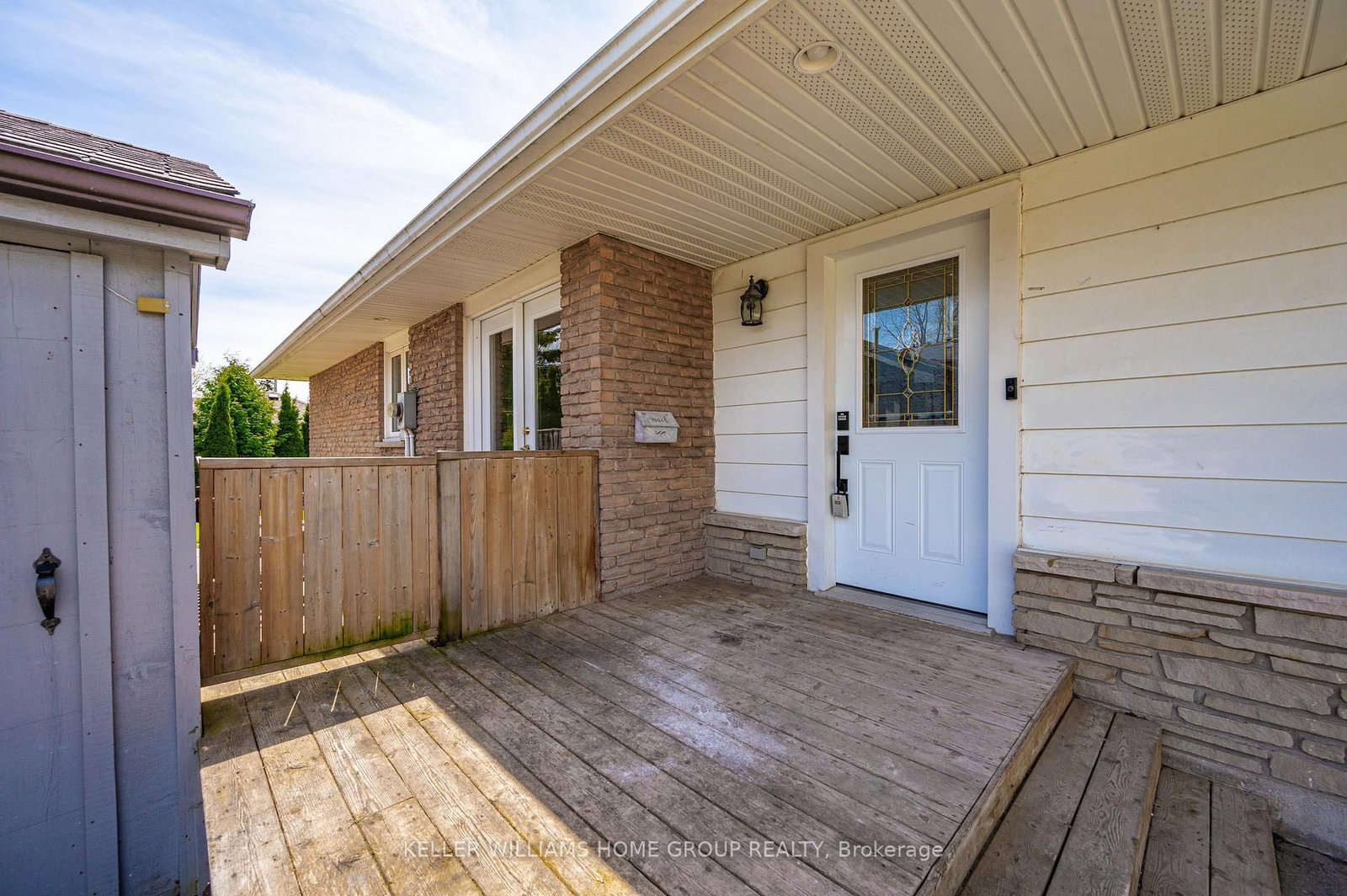 Listing Image 8