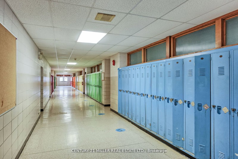 #1A - 45 Randall Ave, Hamilton, L8G 2K8 | Image 3