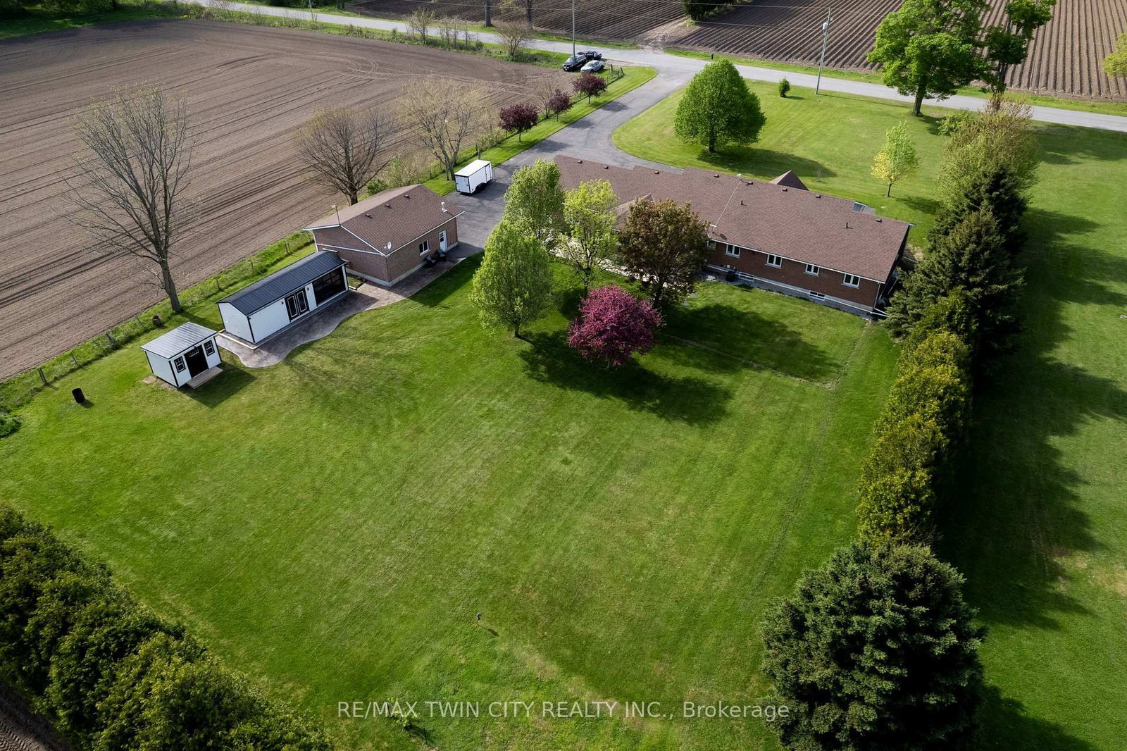 Listing Image 33