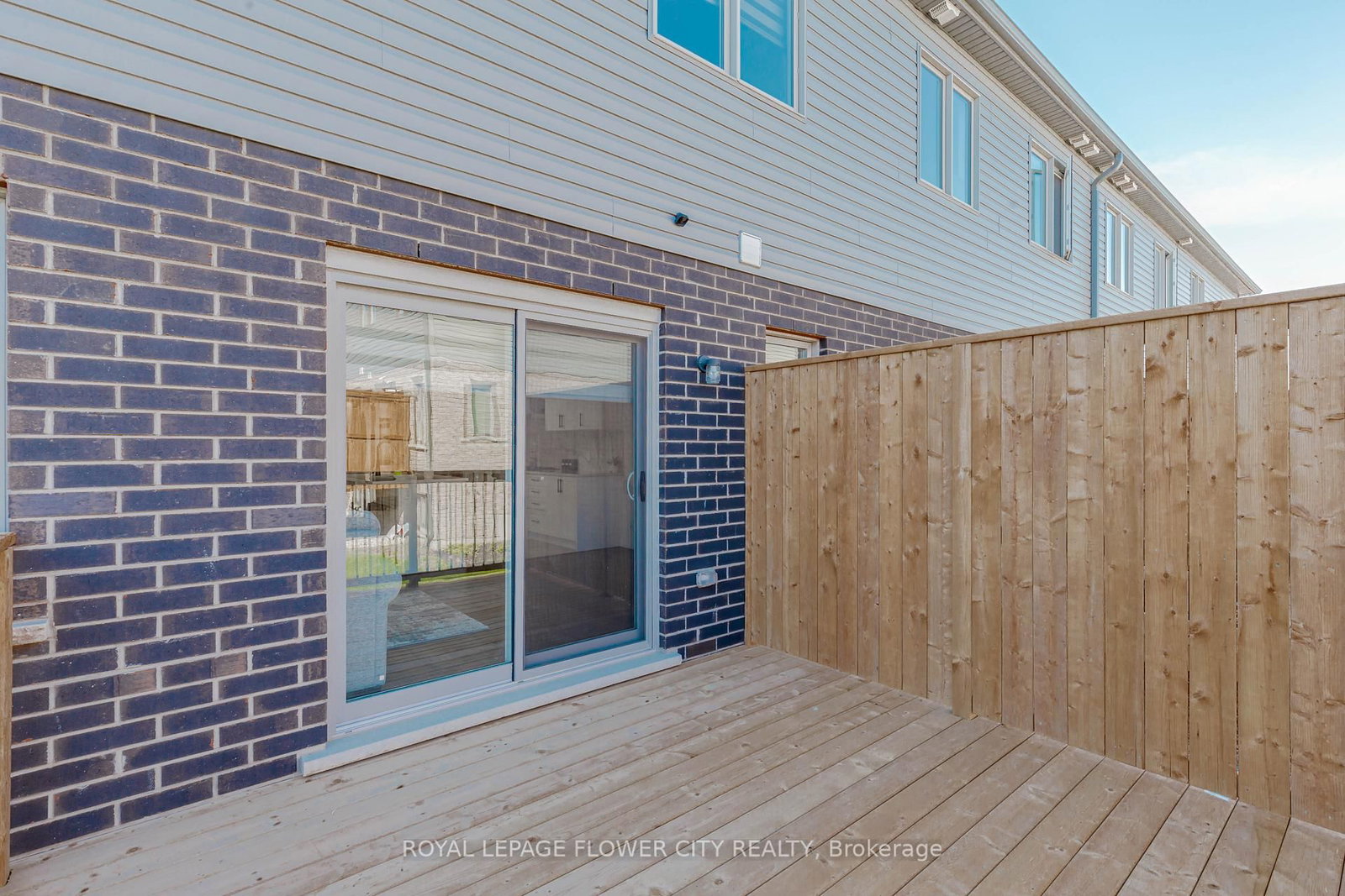 Listing Image 27