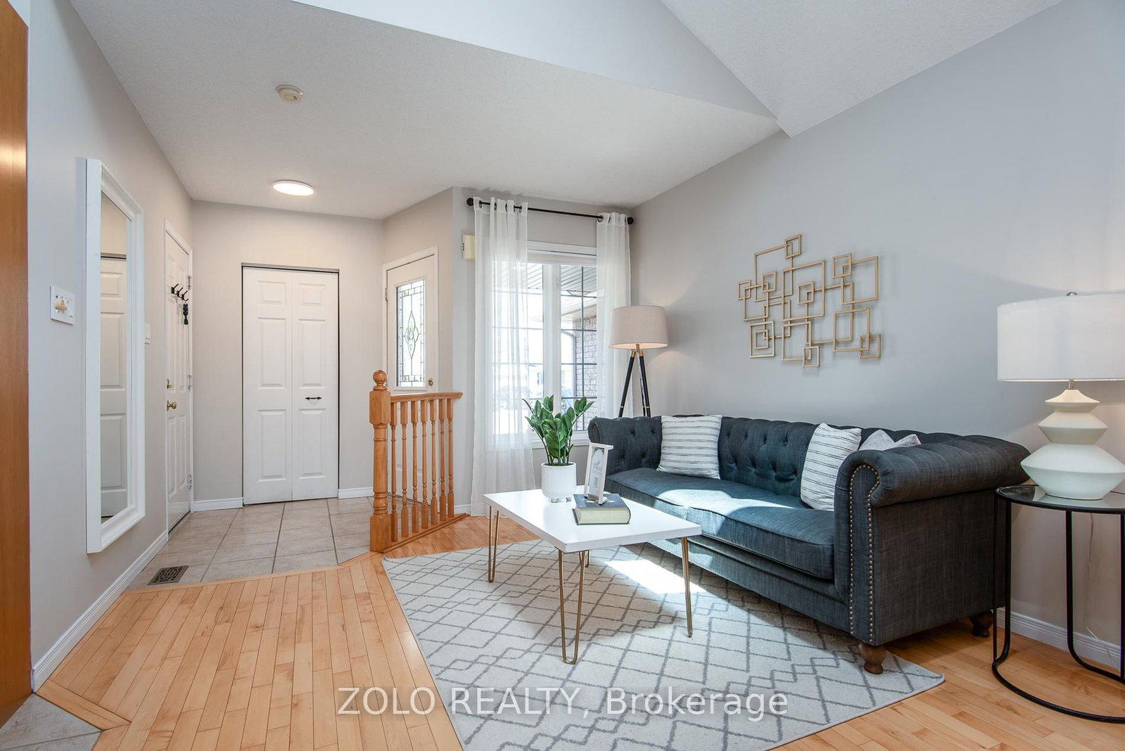 Listing Image 5